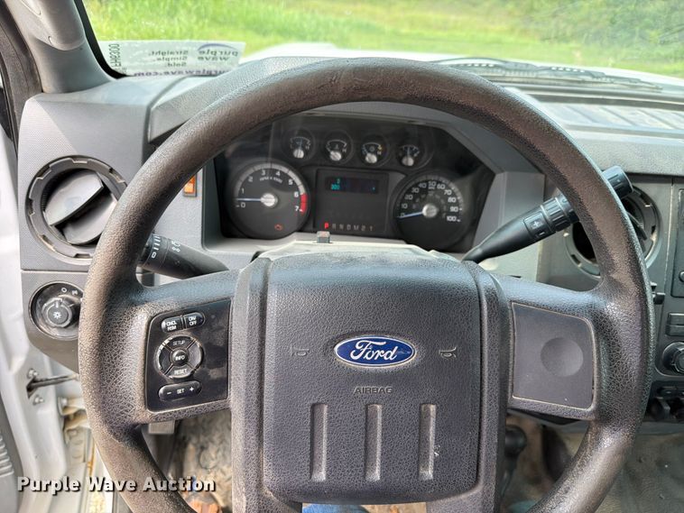 image for item FH6300 2013 Ford F250 Super Duty XL Ext. Cab pickup truck