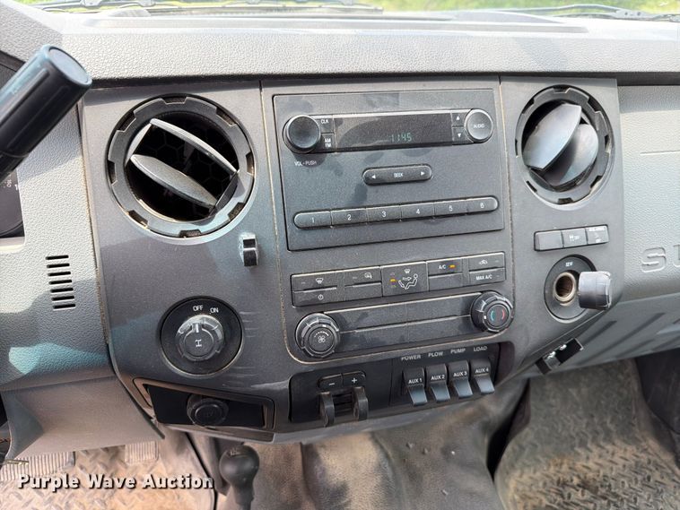 image for item FH6300 2013 Ford F250 Super Duty XL Ext. Cab pickup truck