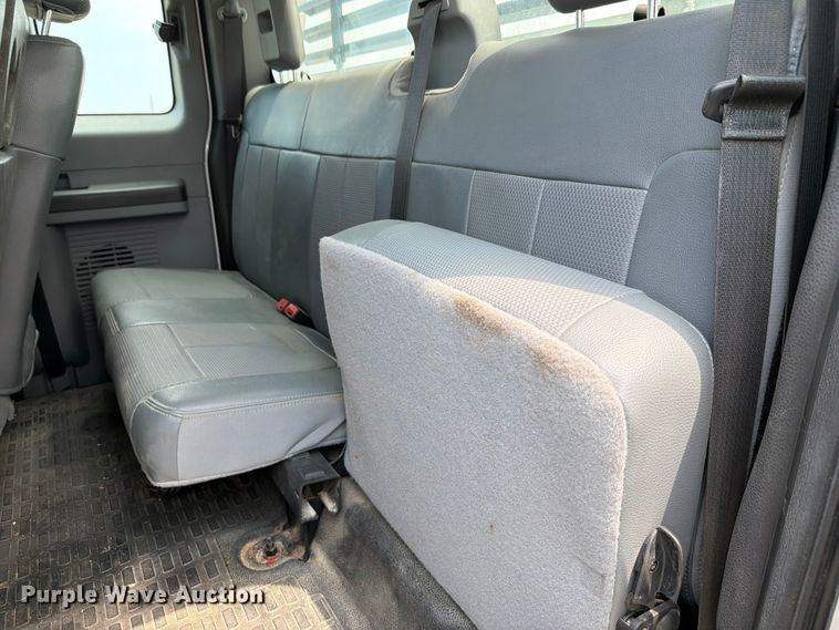 image for item FH6300 2013 Ford F250 Super Duty XL Ext. Cab pickup truck