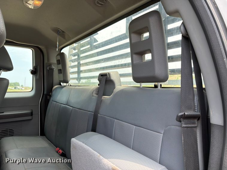 image for item FH6300 2013 Ford F250 Super Duty XL Ext. Cab pickup truck