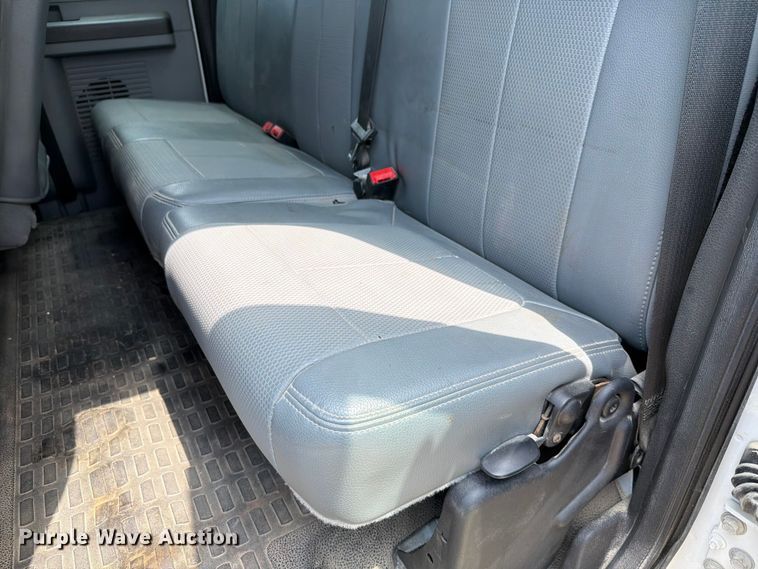 image for item FH6300 2013 Ford F250 Super Duty XL Ext. Cab pickup truck