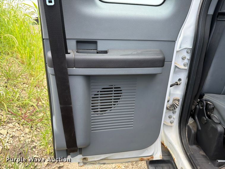 image for item FH6300 2013 Ford F250 Super Duty XL Ext. Cab pickup truck