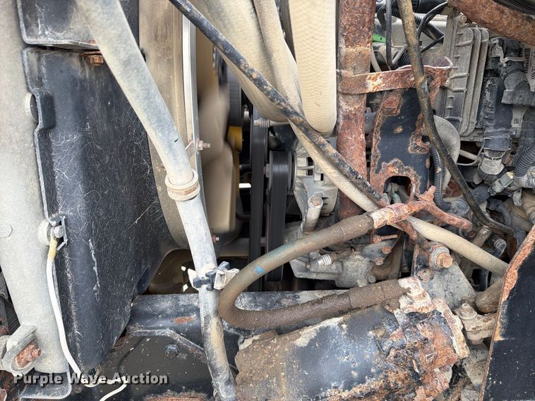 image for item FH6301 2012 International 7600 truck cab and chassis