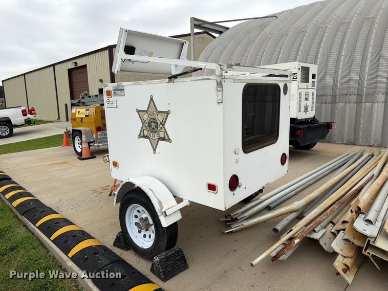 image for item FI0244 2000 Kustom Signals radar trailer
