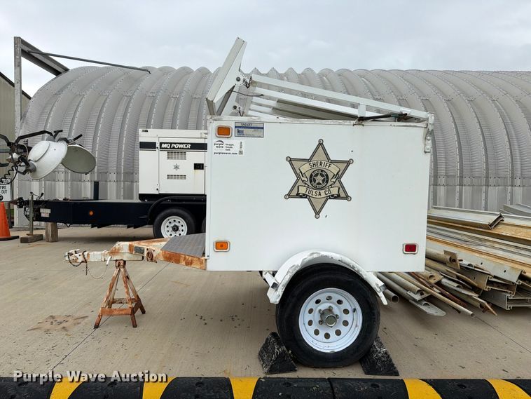 image for item FI0244 2000 Kustom Signals radar trailer