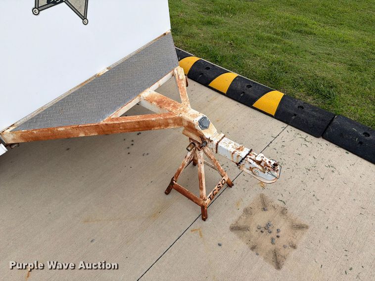 image for item FI0244 2000 Kustom Signals radar trailer