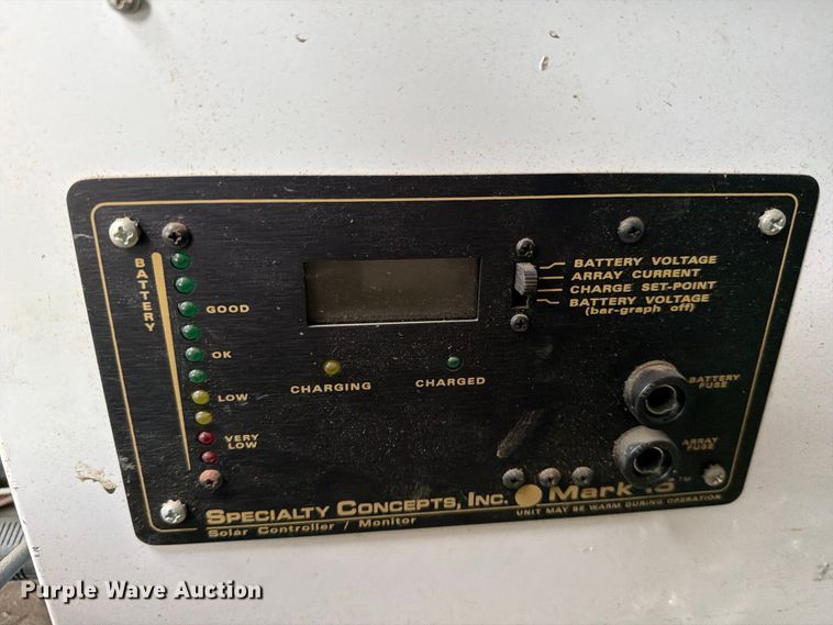 image for item FI0244 2000 Kustom Signals radar trailer