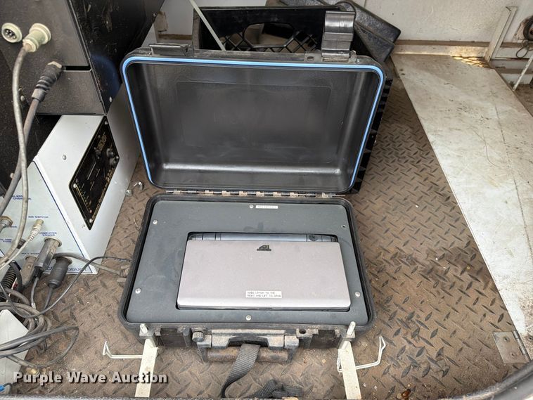 image for item FI0244 2000 Kustom Signals radar trailer