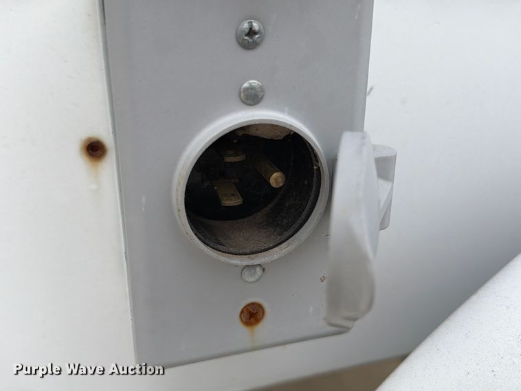 image for item FI0244 2000 Kustom Signals radar trailer