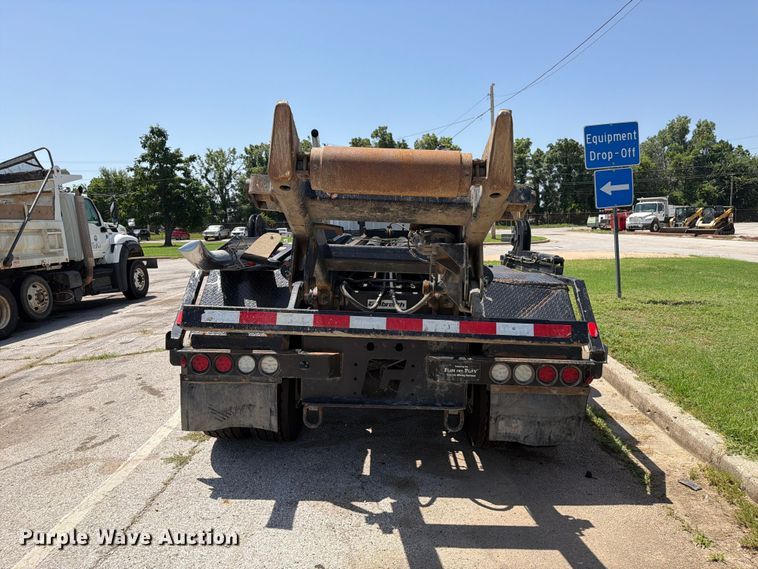 image for item FI0298 2025 Western Star 47X Chassis roll-off container truck