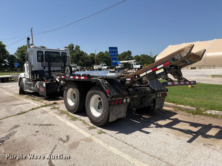 image for item FI0298 2025 Western Star 47X Chassis roll-off container truck
