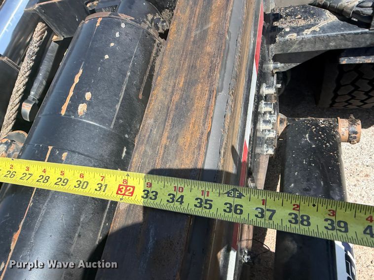 image for item FI0298 2025 Western Star 47X Chassis roll-off container truck
