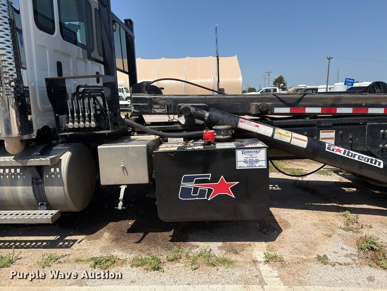 image for item FI0298 2025 Western Star 47X Chassis roll-off container truck