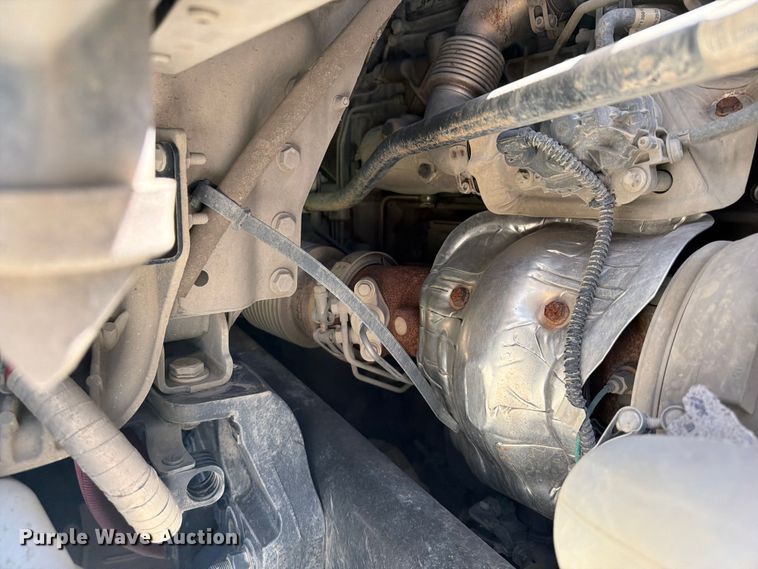 image for item FI0298 2025 Western Star 47X Chassis roll-off container truck