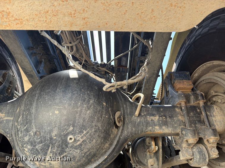 image for item FI0298 2025 Western Star 47X Chassis roll-off container truck