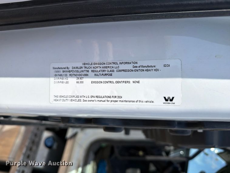 image for item FI0298 2025 Western Star 47X Chassis roll-off container truck