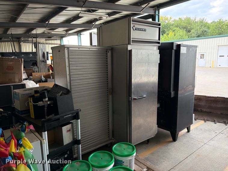 image for item FK3296 Restaurant equipment