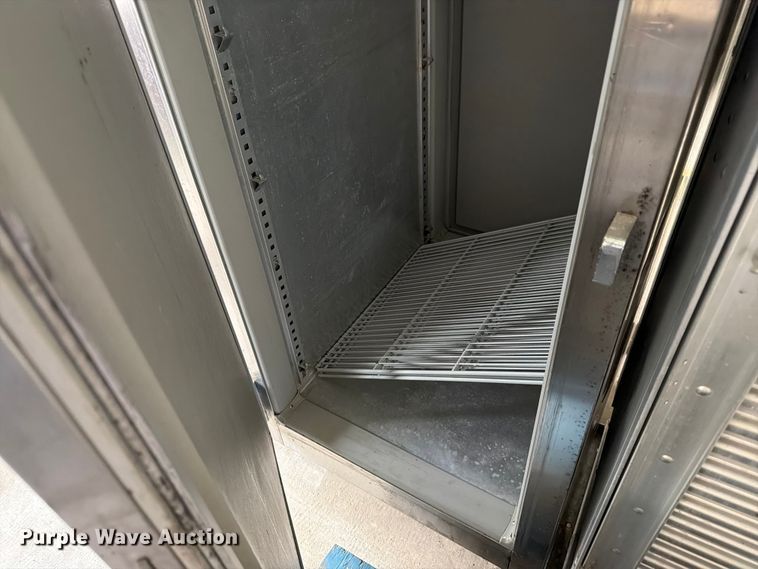 image for item FK3296 Restaurant equipment