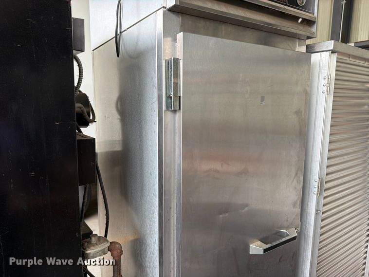 image for item FK3296 Restaurant equipment