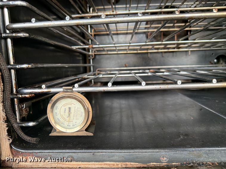 image for item FK3296 Restaurant equipment