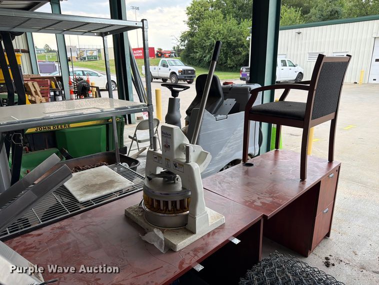 image for item FK3296 Restaurant equipment