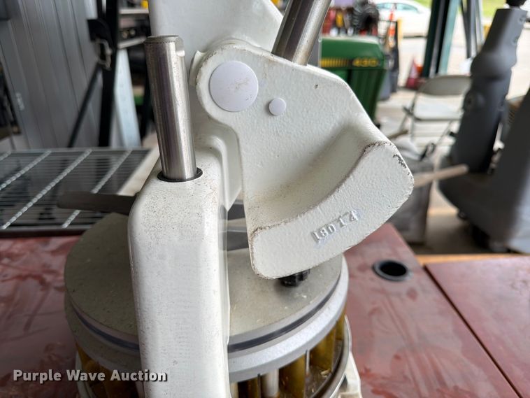 image for item FK3296 Restaurant equipment