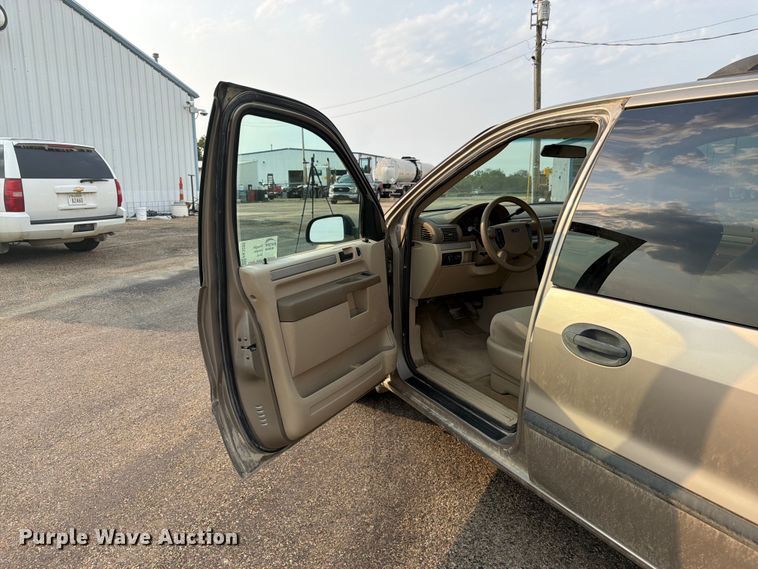 image for item FK3299 2006 Ford Freestar van