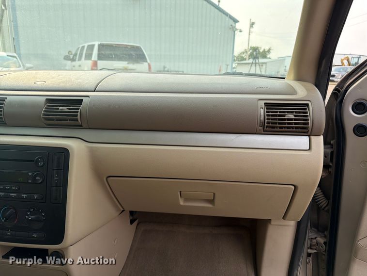 image for item FK3299 2006 Ford Freestar van