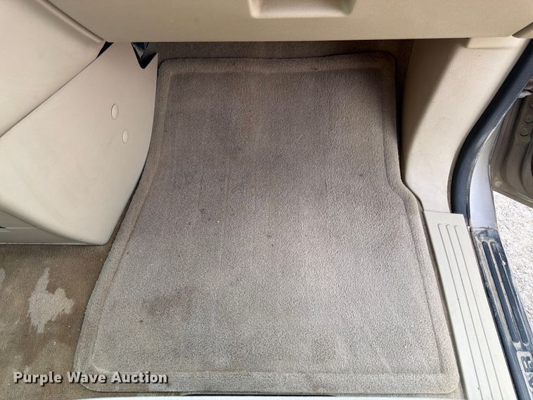 image for item FK3299 2006 Ford Freestar van
