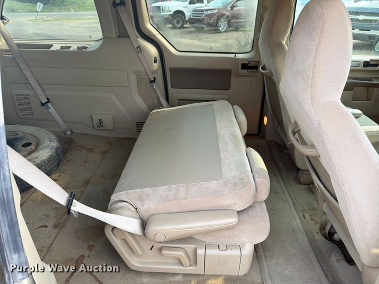 image for item FK3299 2006 Ford Freestar van