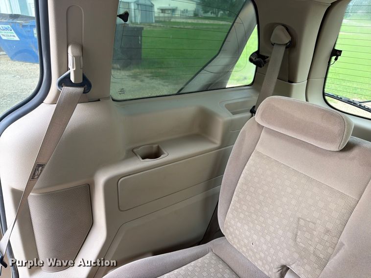 image for item FK3299 2006 Ford Freestar van