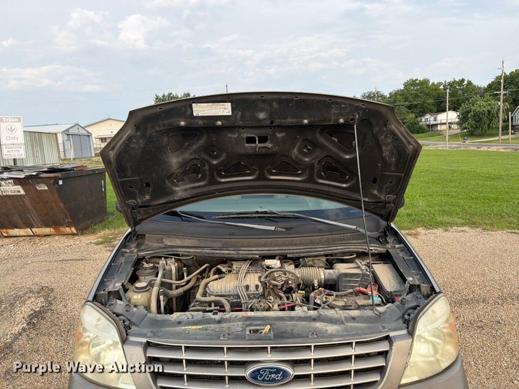 image for item FK3299 2006 Ford Freestar van