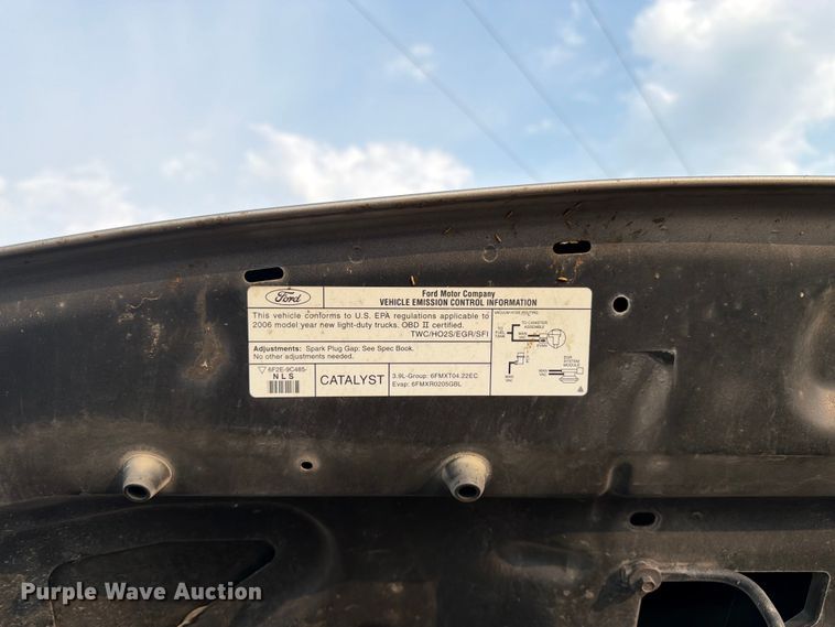 image for item FK3299 2006 Ford Freestar van