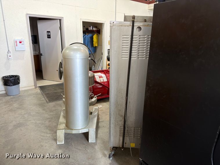 image for item FK3306 Restaurant equipment