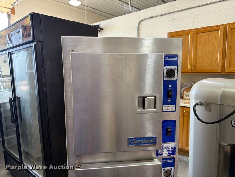 image for item FK3306 Restaurant equipment