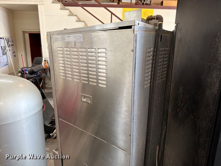 image for item FK3306 Restaurant equipment
