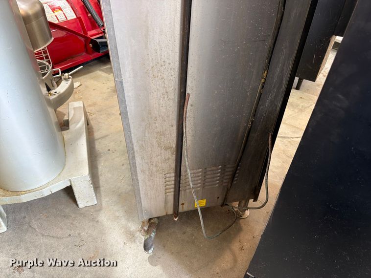 image for item FK3306 Restaurant equipment