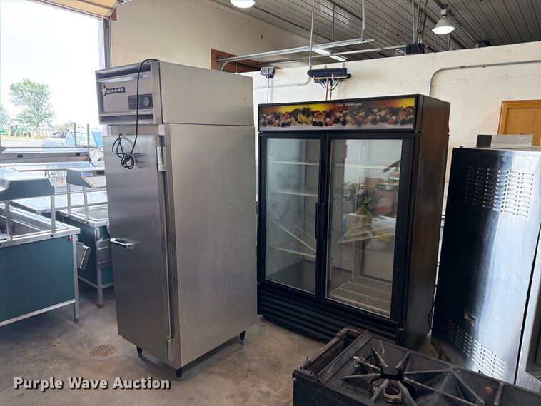 (2) refrigerators