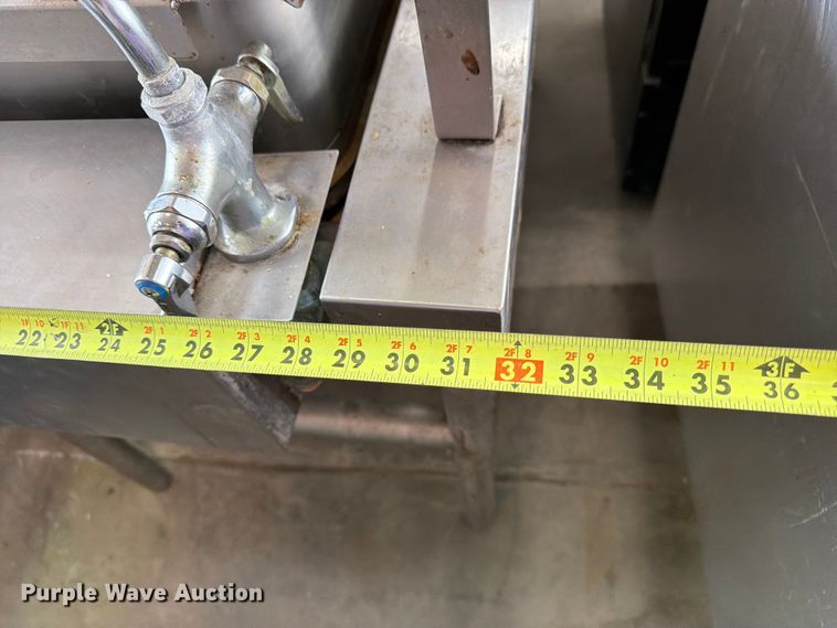 image for item FK3308 Restaurant equipment