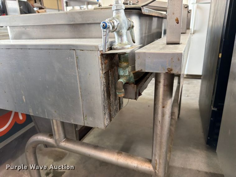 image for item FK3308 Restaurant equipment