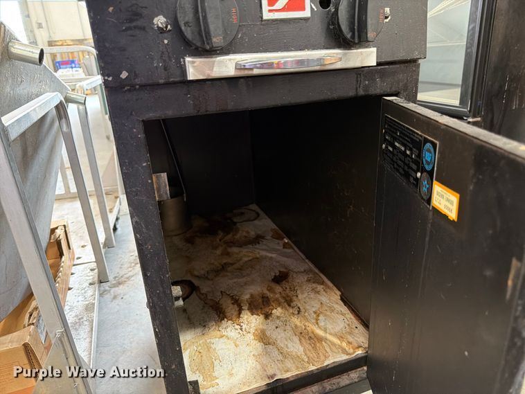 image for item FK3309 Restaurant equipment