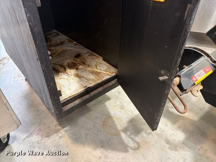image for item FK3309 Restaurant equipment