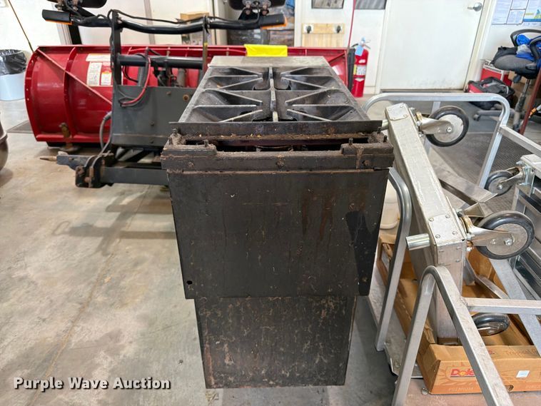 image for item FK3309 Restaurant equipment