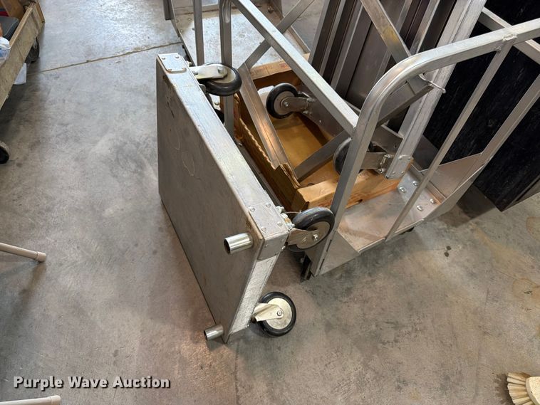 image for item FK3309 Restaurant equipment