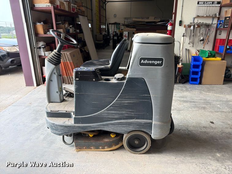 image for item FK3310 Advance Advenger 28050 floor scrubber