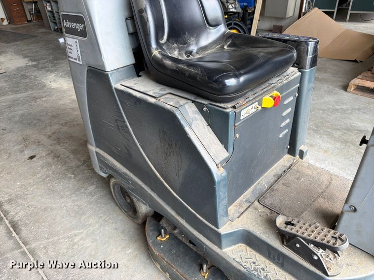 image for item FK3310 Advance Advenger 28050 floor scrubber