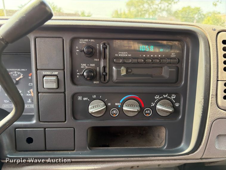 image for item FK3550 1996 Chevrolet K2500 flatbed pickup truck
