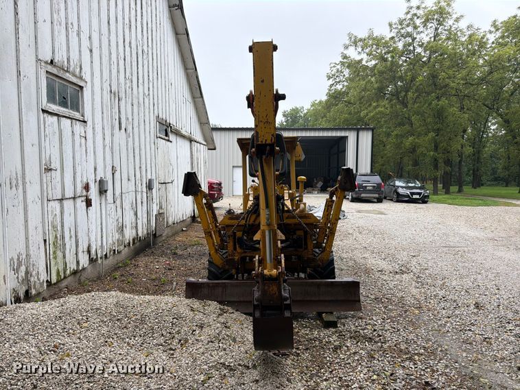 image for item FK3563 1987 Vermeer M455 trencher