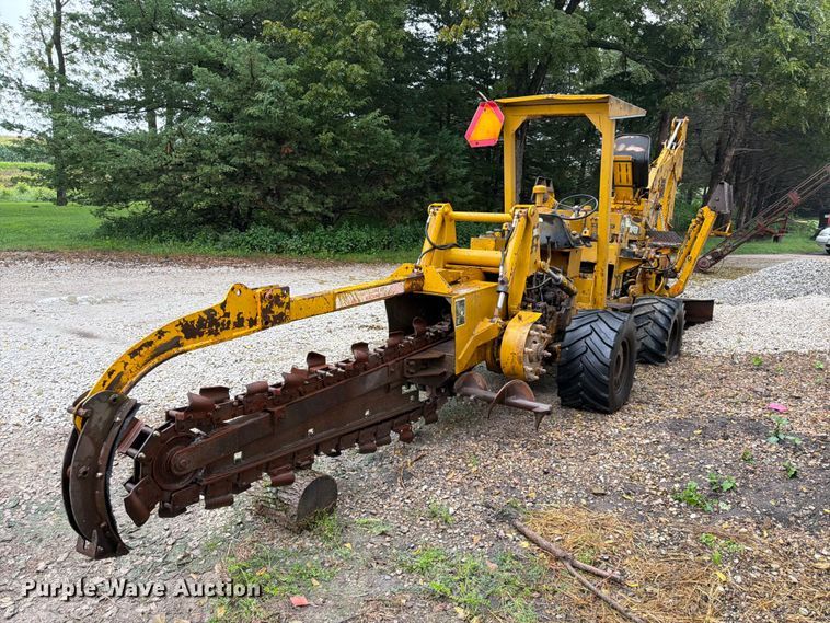 image for item FK3563 1987 Vermeer M455 trencher