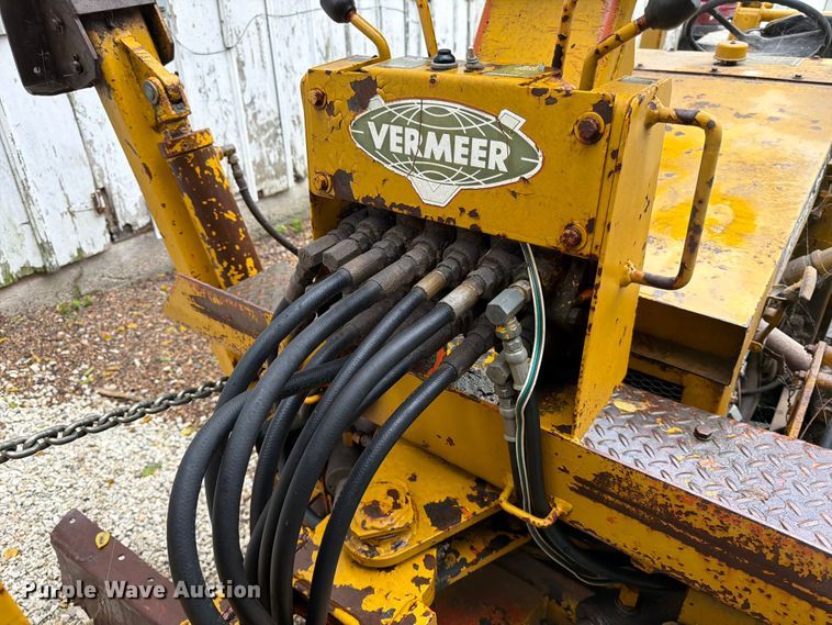 image for item FK3563 1987 Vermeer M455 trencher